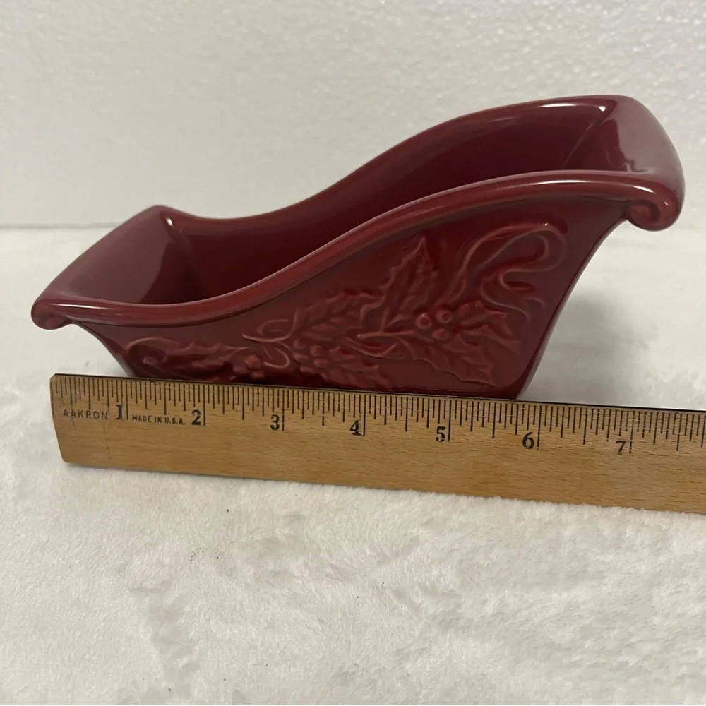 Longaberger Pottery Nature’s Garland Sleigh Dish in Paprika  Ceramic Bakeware